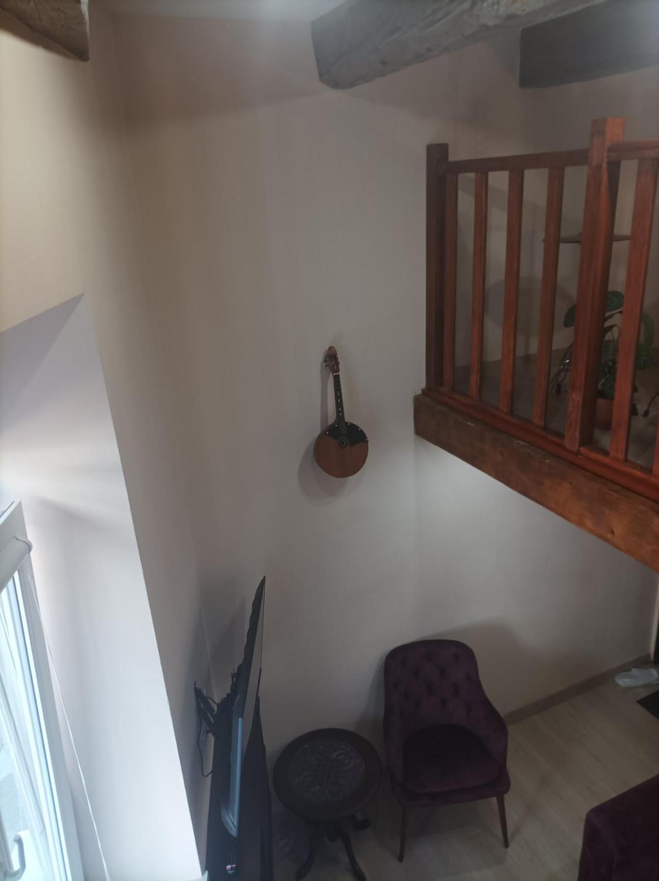 Chorni Vivtsy Apartment Chernivtsi Ngoại thất bức ảnh